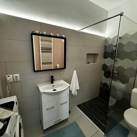 Casa Aron * Bucureşti