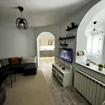 度假居 Casa Aron 布加勒斯特
